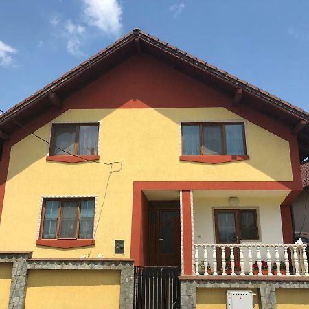 Casa Flori Hotel Călimăneşti Kültér fotó